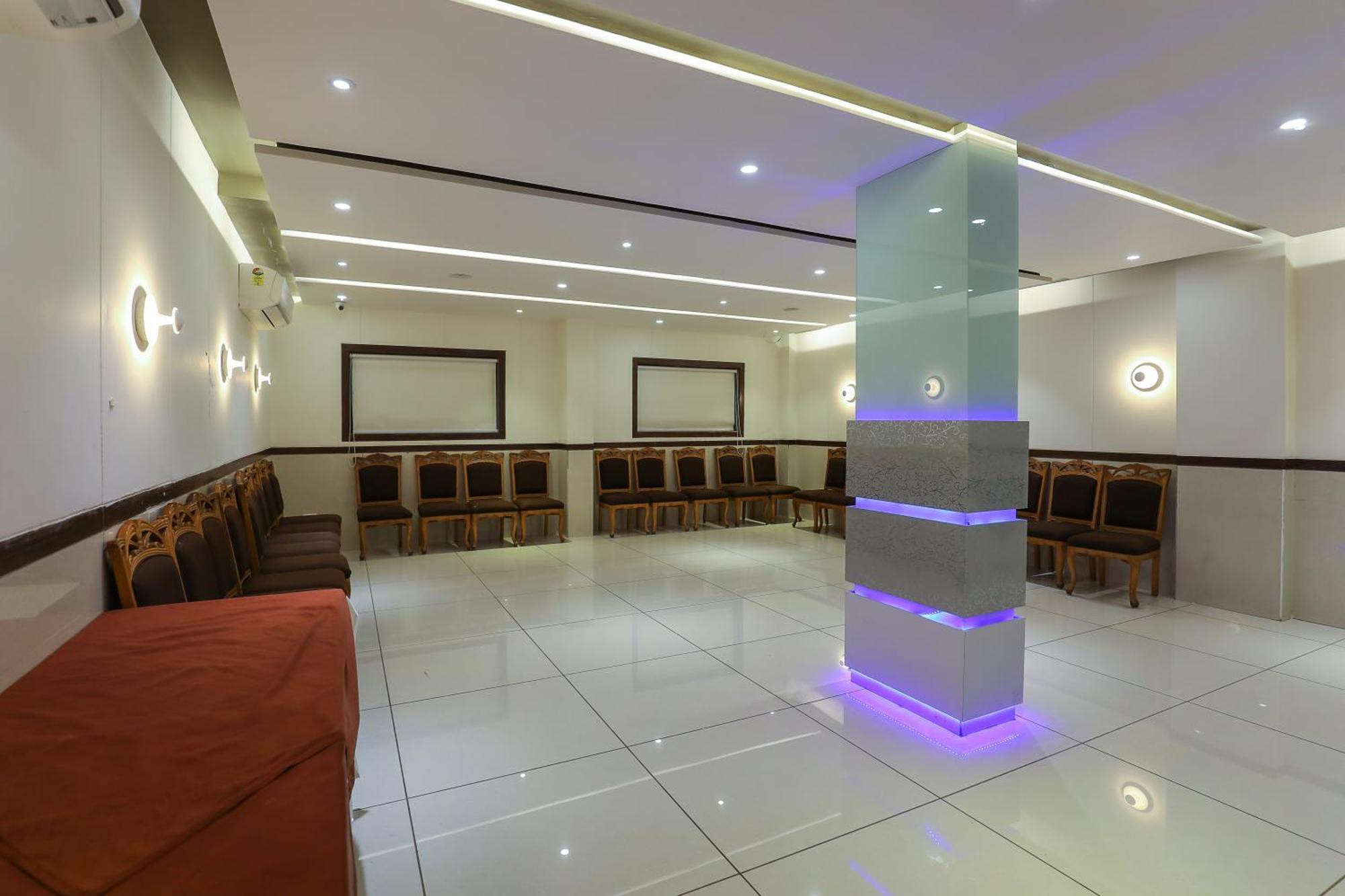 Hotel Ashray Inn Express Ahmadábád Exteriér fotografie