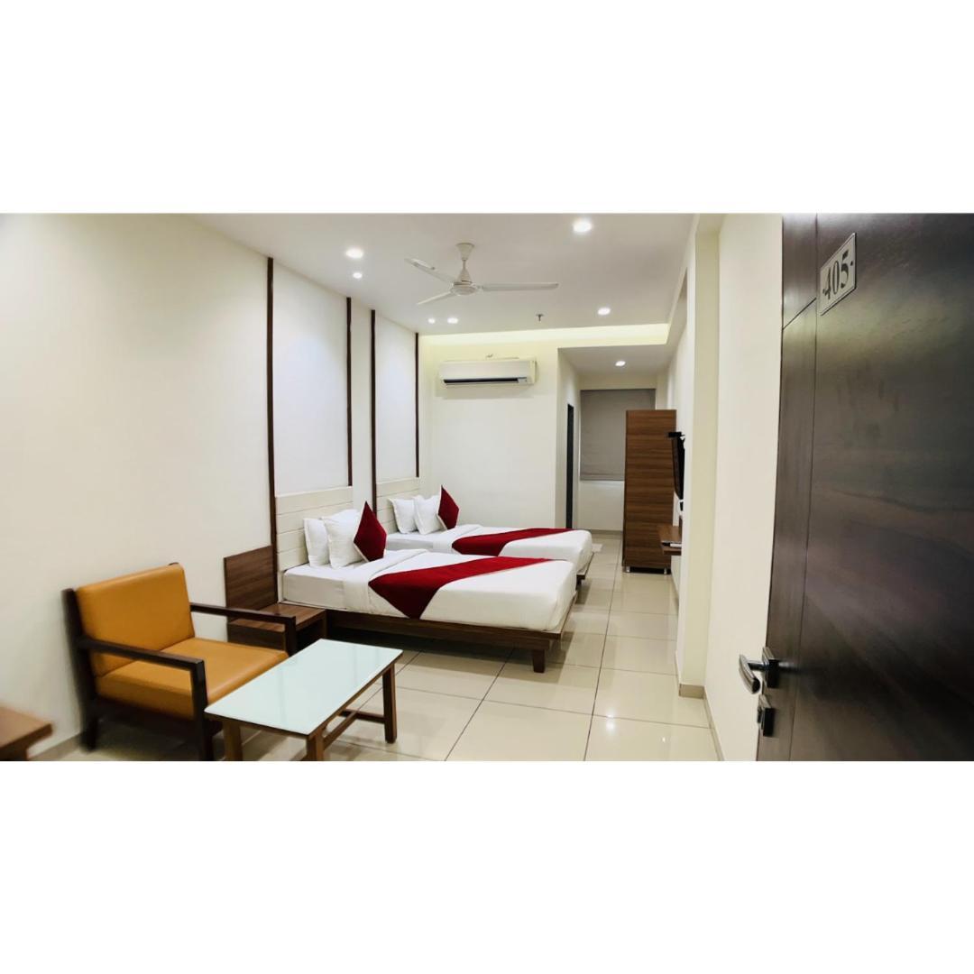 Hotel Ashray Inn Express Ahmadábád Exteriér fotografie