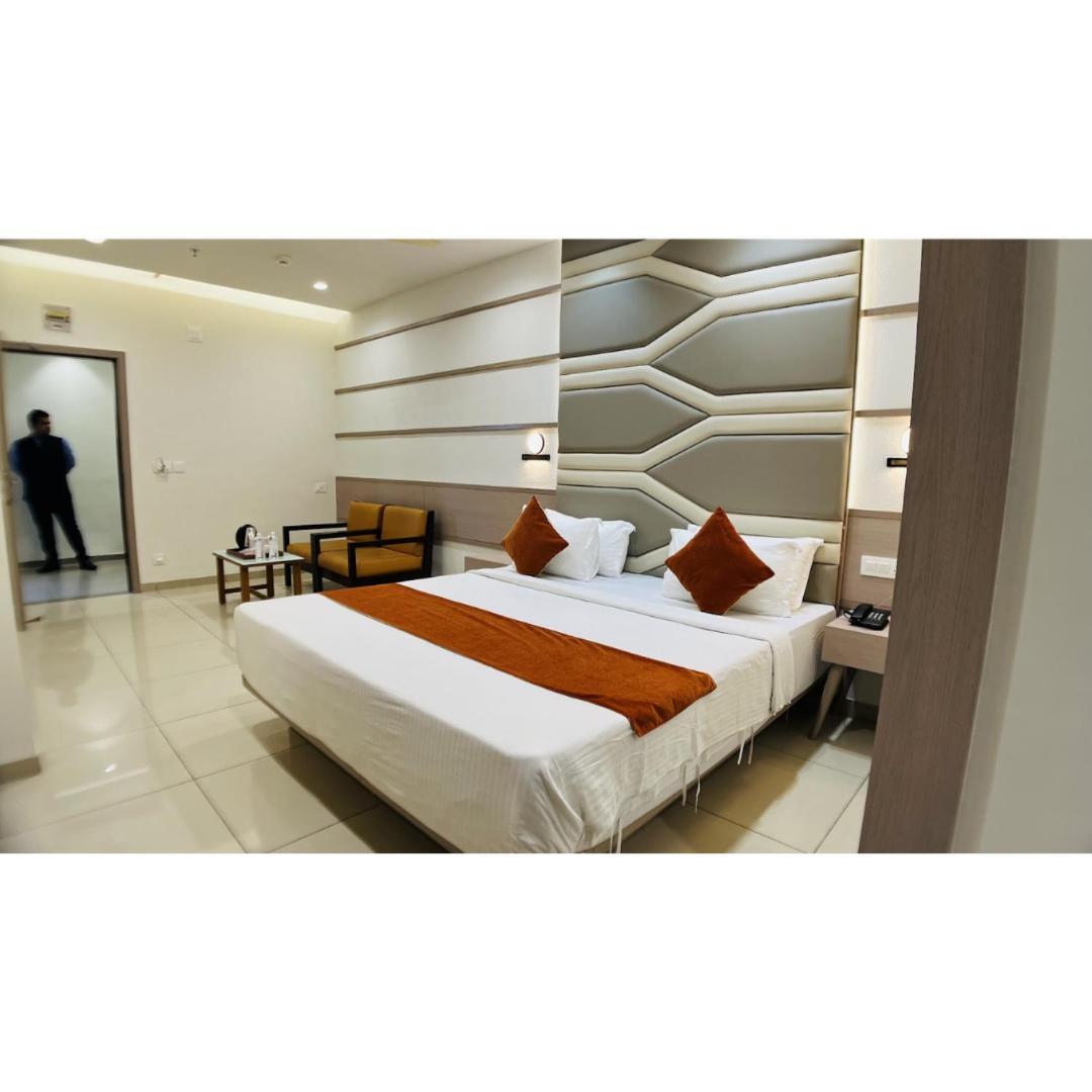 Hotel Ashray Inn Express Ahmadábád Exteriér fotografie